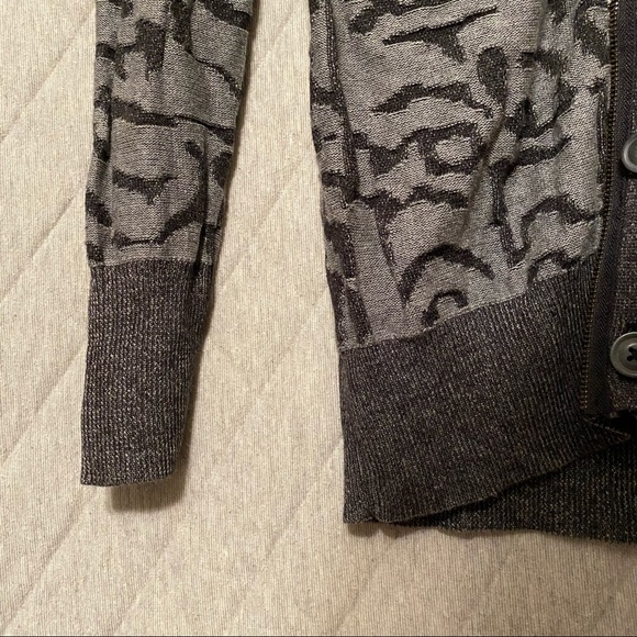 BKE Black and Gray Cardigan - Picture 7 of 9